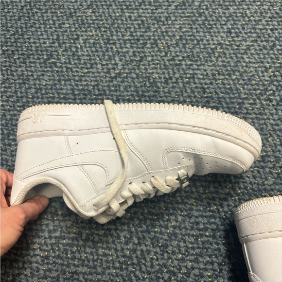 Nike Air Force 1 triple white - Picture 9 of 12